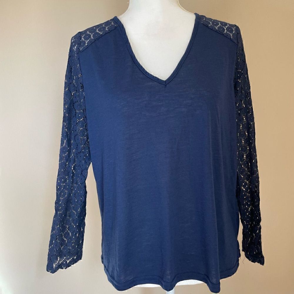 Shein| Medium| Soft|Crotchet knit| Floral